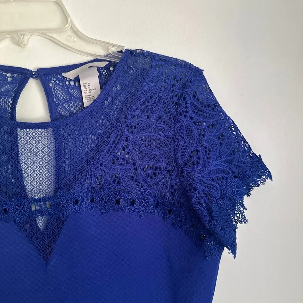 H&M Royal blue lace short sleeve top, women’s medium - Picture 2 of 7